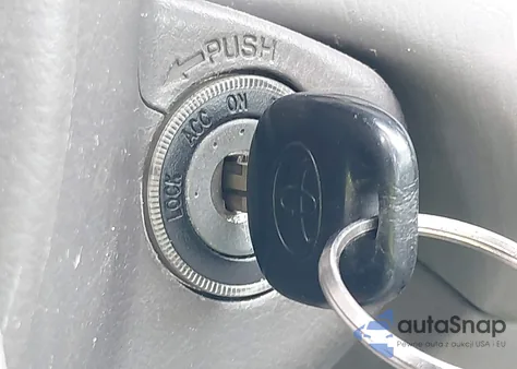 2002 Toyota Camry Le V6 из США, поврежденный, VIN 4T1BF30K52U034968